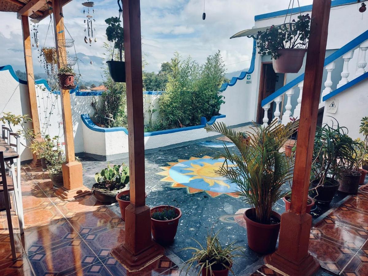 Hostal Chasqui Otavalo Εξωτερικό φωτογραφία